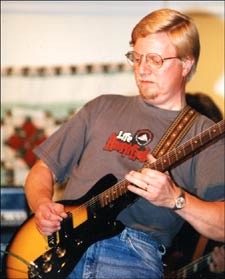 Roy Ellingsen doing what he does best!