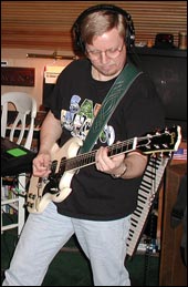 Roy Ellingsen lays down one of his blistering solos. 